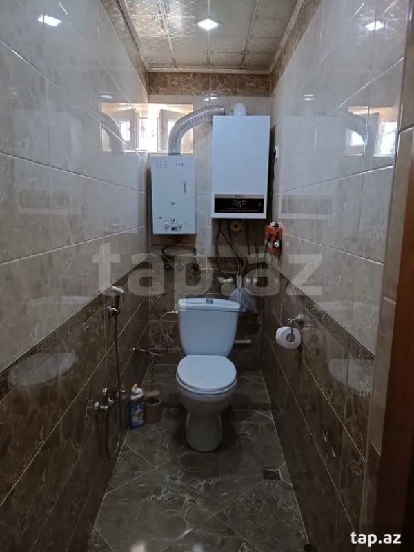 Satılır 4 otaqlı həyət evi 140 m²