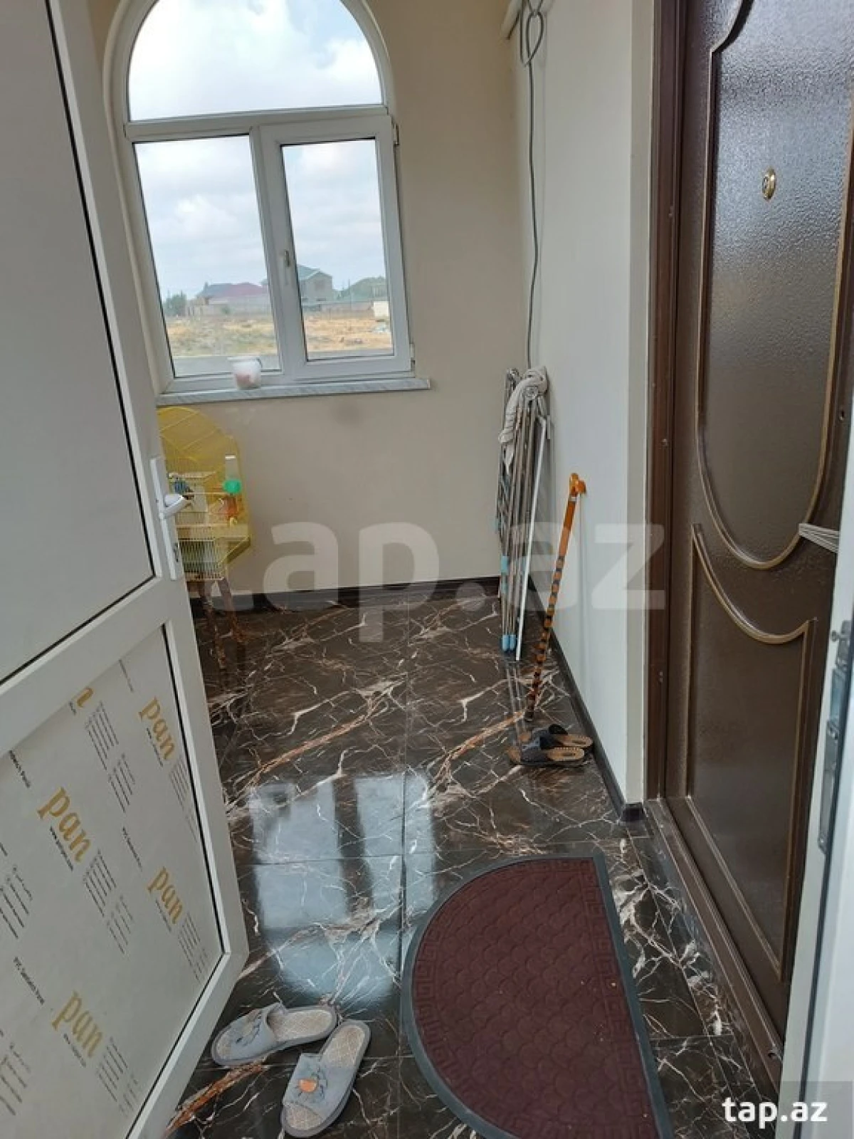 Satılır 4 otaqlı həyət evi 140 m²