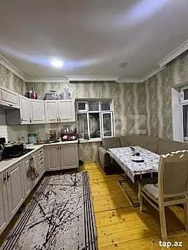 Satılır 8 otaqlı həyət evi