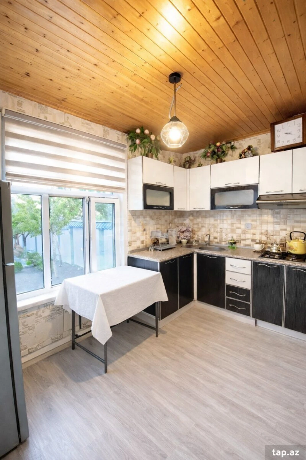 Kirayə verilir 4 otaqlı həyət evi