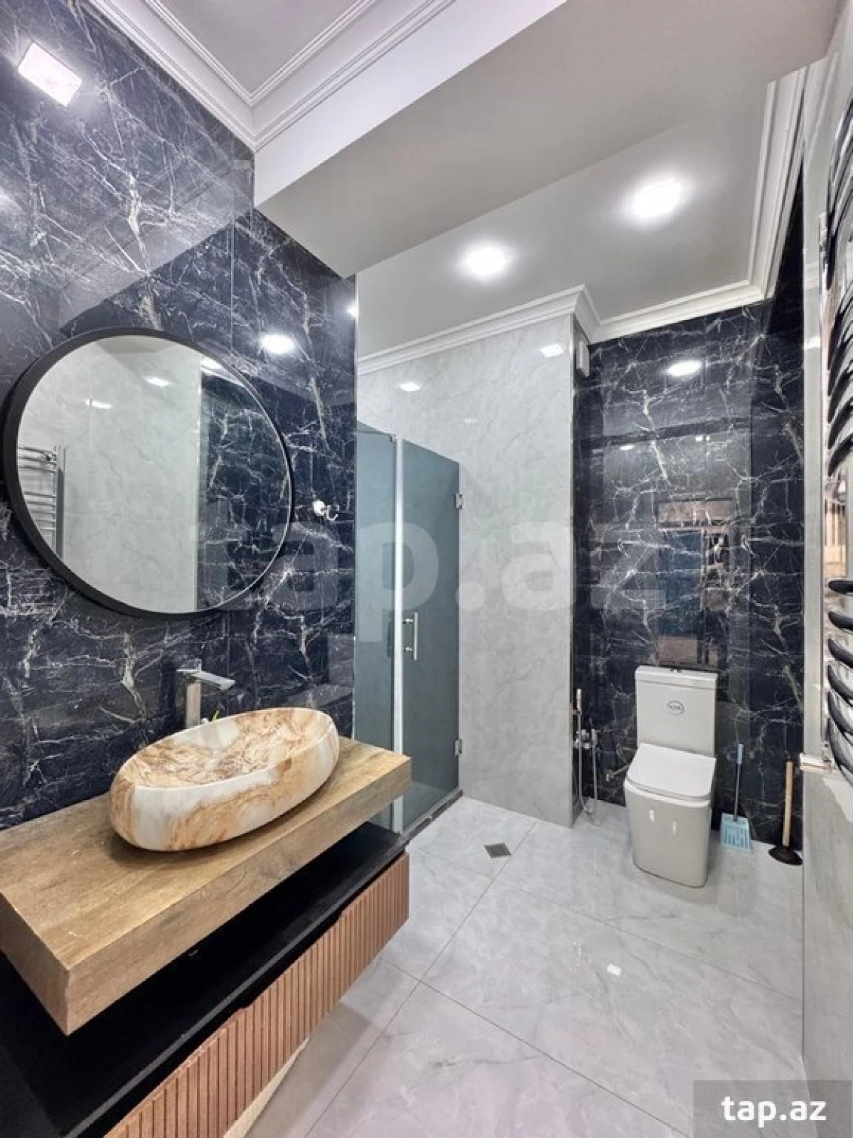 Kirayə verilir 3 otaqlı yeni tikili 150 m²