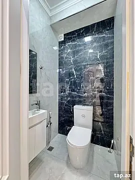 Kirayə verilir 3 otaqlı yeni tikili 150 m²