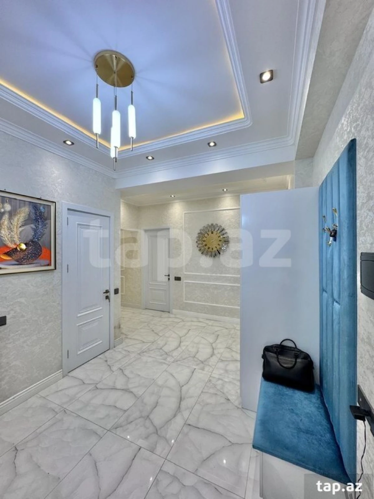 Kirayə verilir 3 otaqlı yeni tikili 150 m²