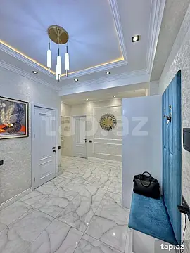 Kirayə verilir 3 otaqlı yeni tikili 150 m²