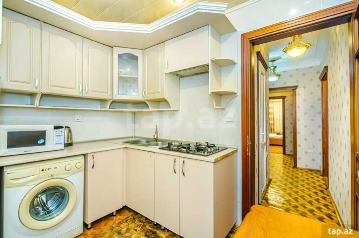Kirayə verilir 3 otaqlı mənzil 85 m²