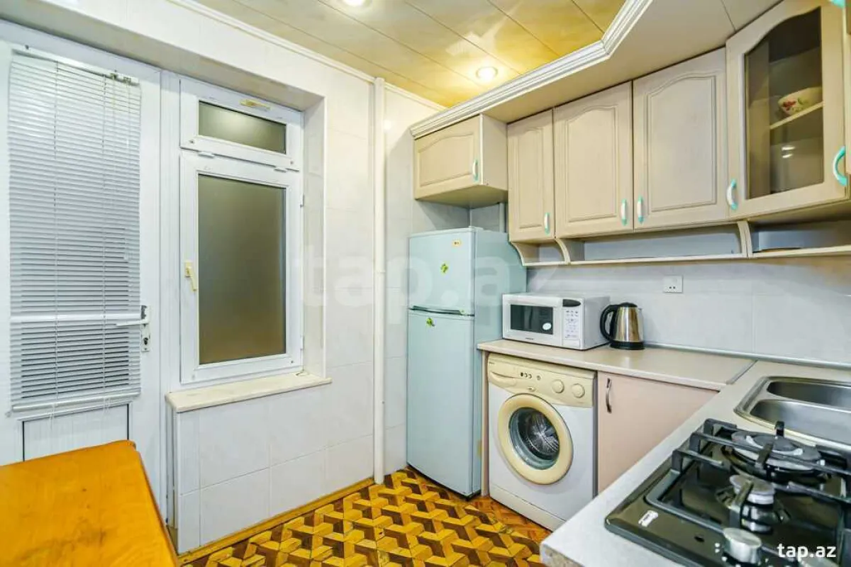 Kirayə verilir 3 otaqlı mənzil 85 m²