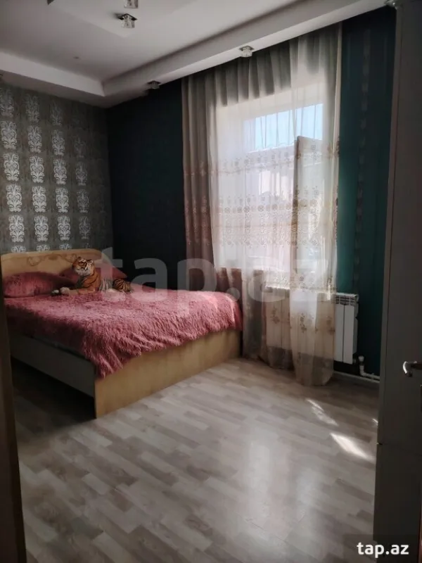 Satılır 3 otaqlı həyət evi