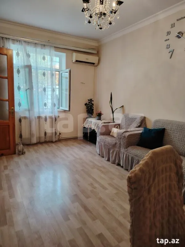 Satılır 3 otaqlı həyət evi