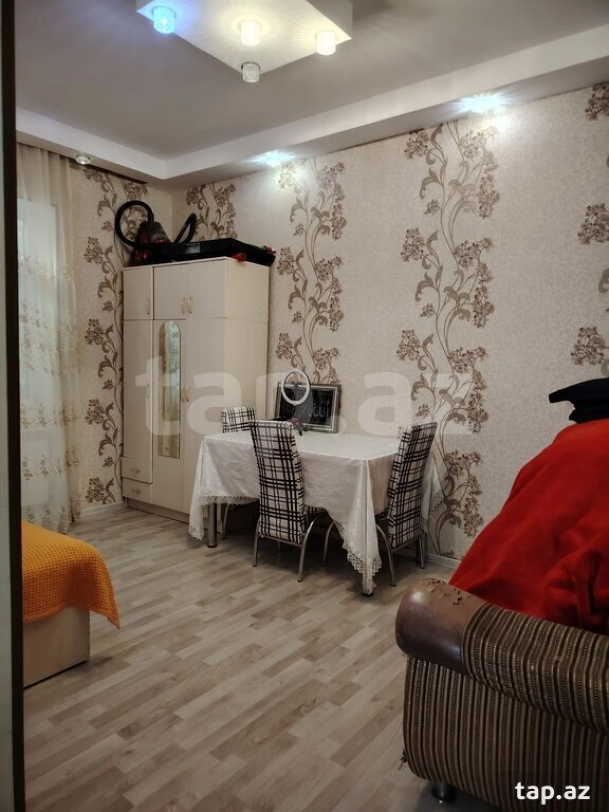 Satılır 3 otaqlı həyət evi