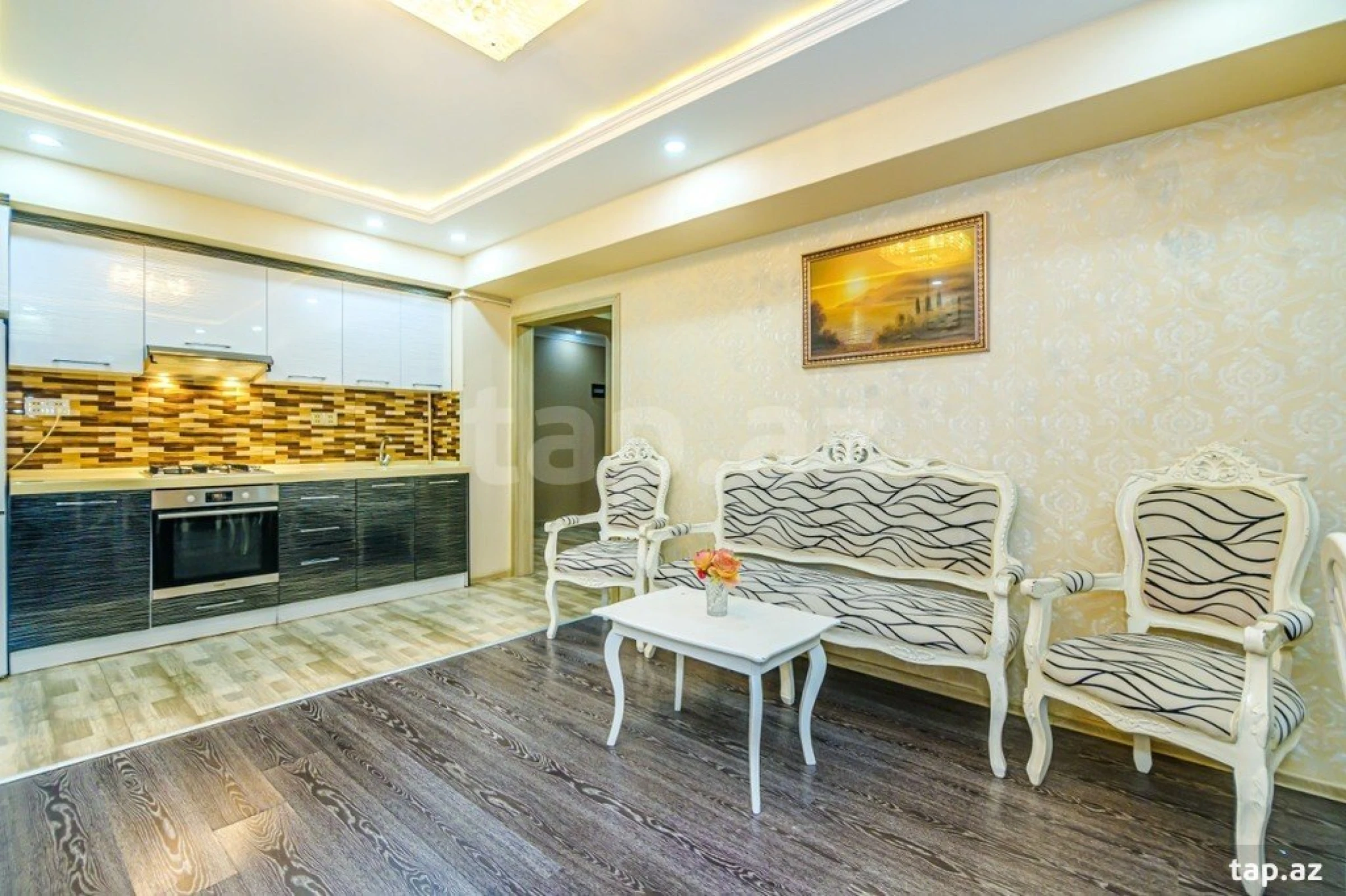 Kirayə verilir 3 otaqlı mənzil 110 m²
