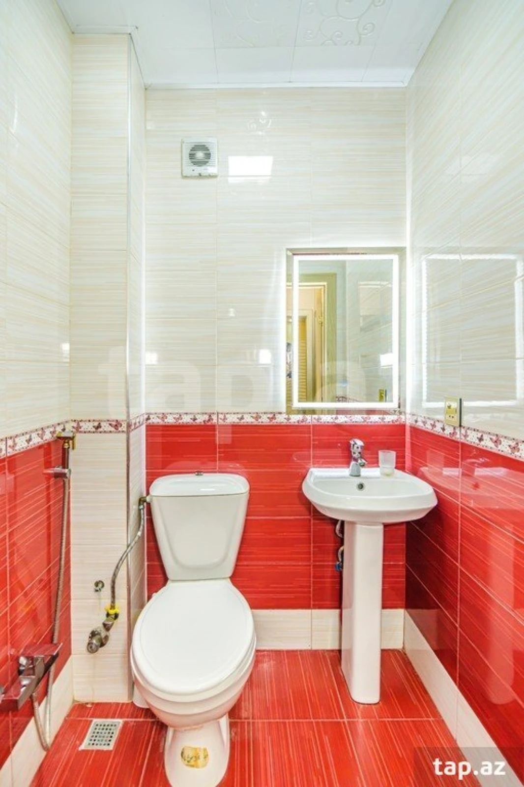 Kirayə verilir 3 otaqlı mənzil 110 m²