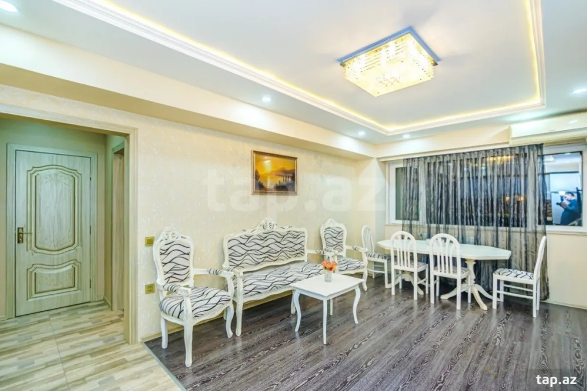 Kirayə verilir 3 otaqlı mənzil 110 m²