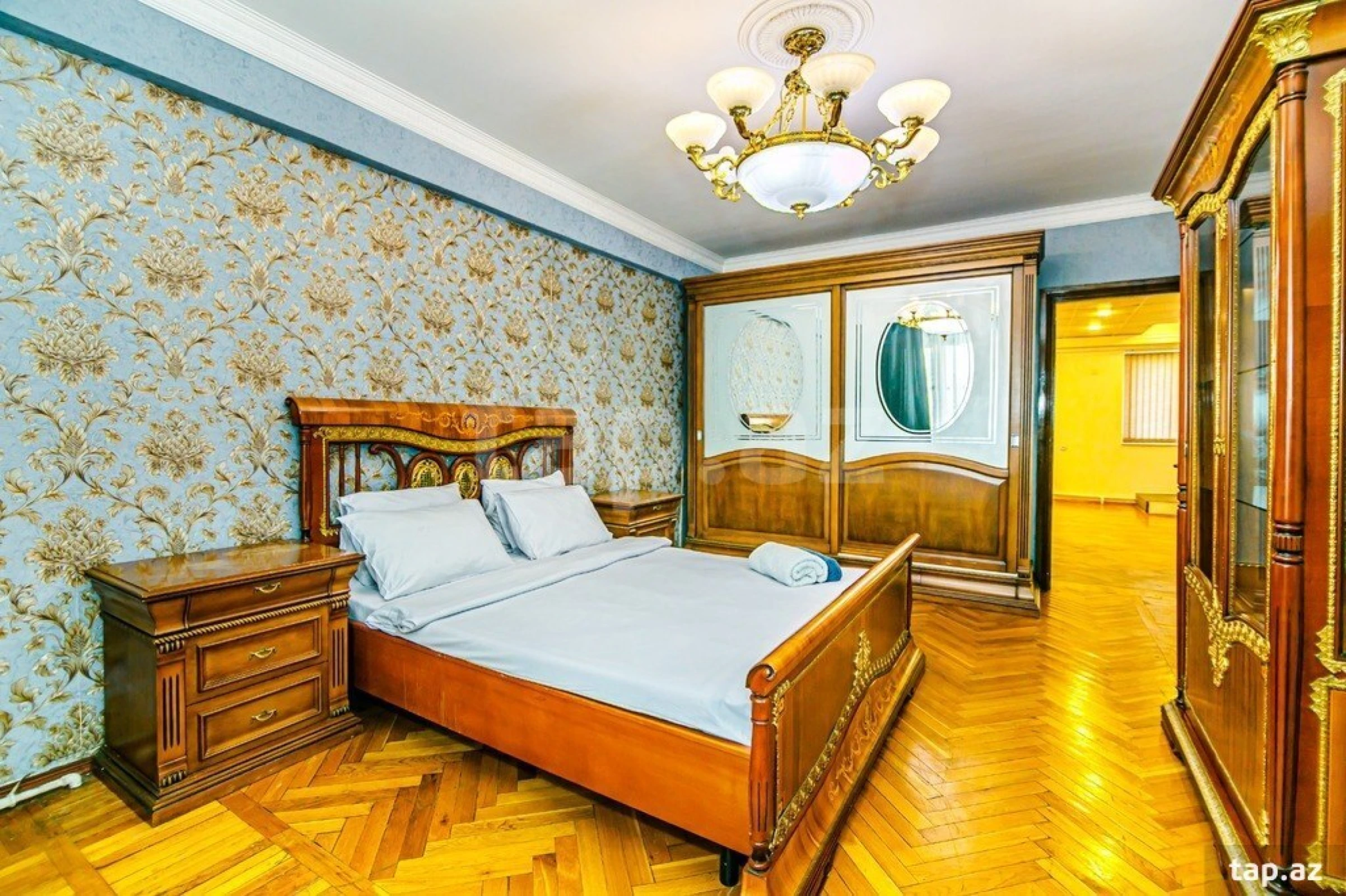 Kirayə verilir 3 otaqlı mənzil 135 m²