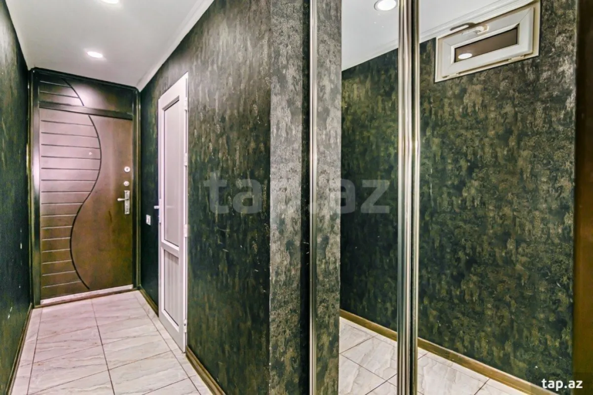 Kirayə verilir 3 otaqlı mənzil 245 m²