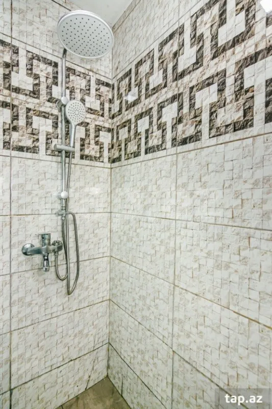 Kirayə verilir 3 otaqlı mənzil 245 m²