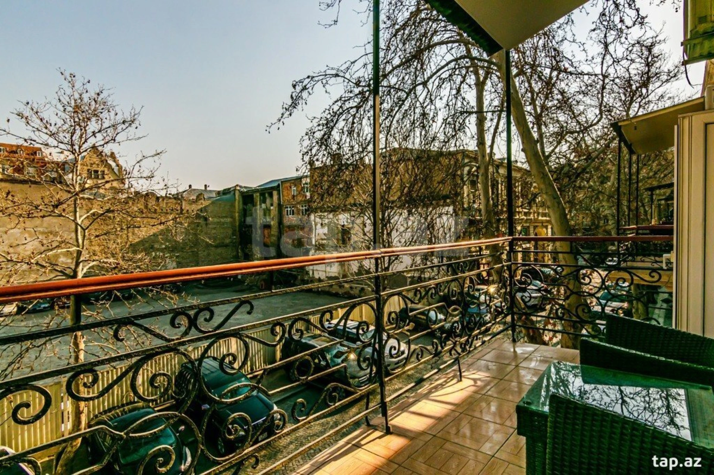 Kirayə verilir 3 otaqlı mənzil 245 m²