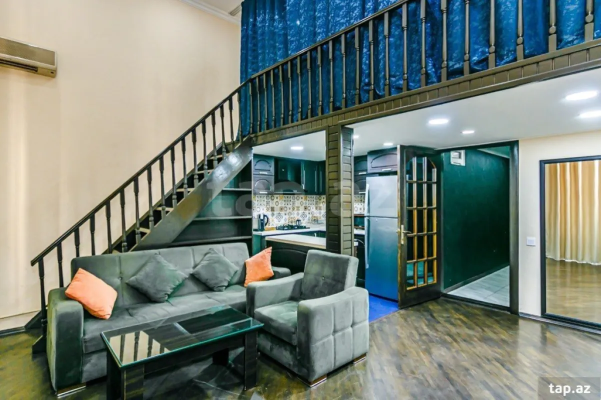 Kirayə verilir 3 otaqlı mənzil 245 m²