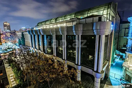 Kirayə verilir 2 otaqlı mənzil 65 m² — Bakı, Sahil qəs. 2 otaq 65.00 m²