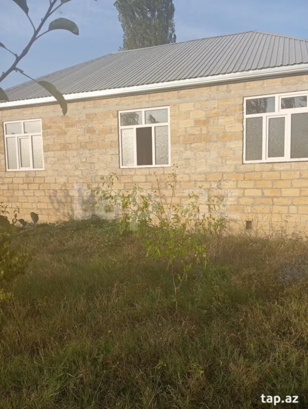 Satılır 2 otaqlı həyət evi