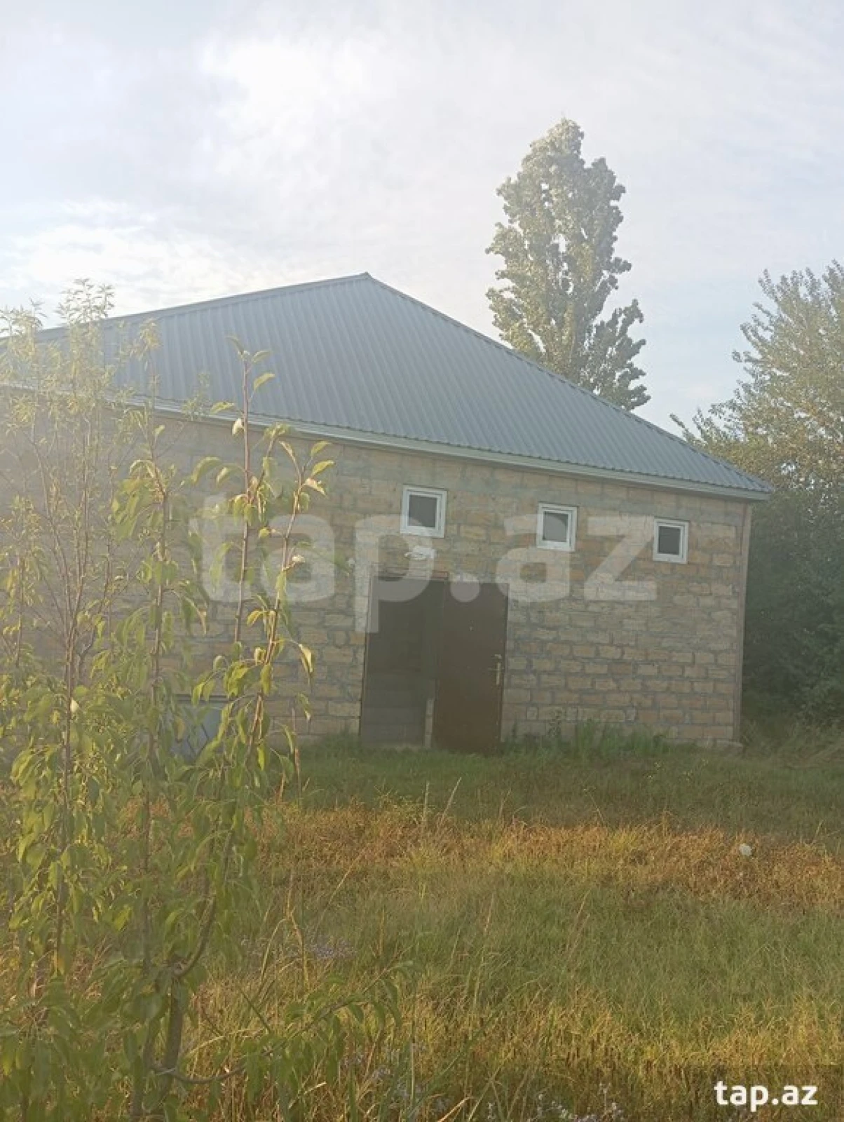 Satılır 2 otaqlı həyət evi