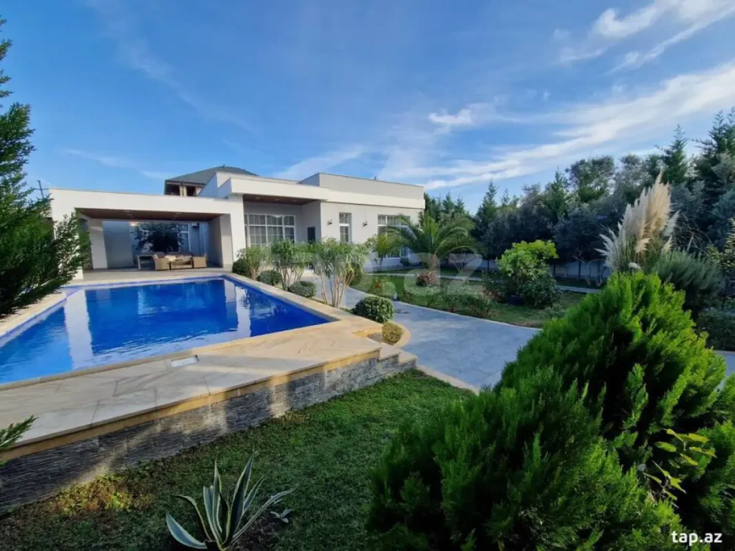 Kirayə verilir 5 otaqlı həyət evi 235 m²