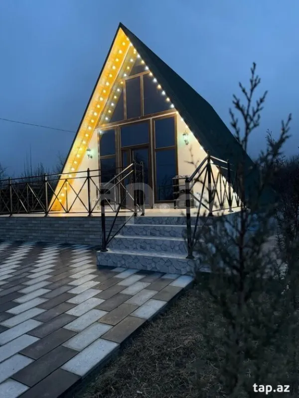 Satılır 3 otaqlı həyət evi