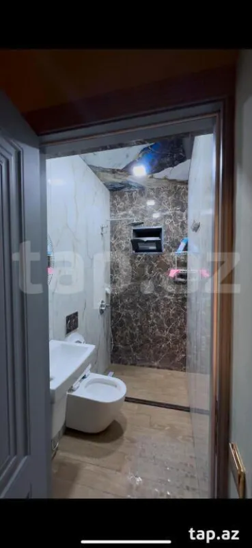 Kirayə verilir 4 otaqlı həyət evi