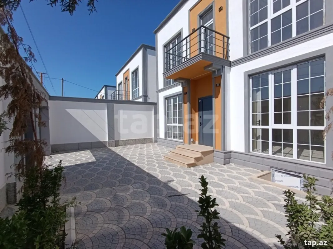Satılır 4 otaqlı həyət evi