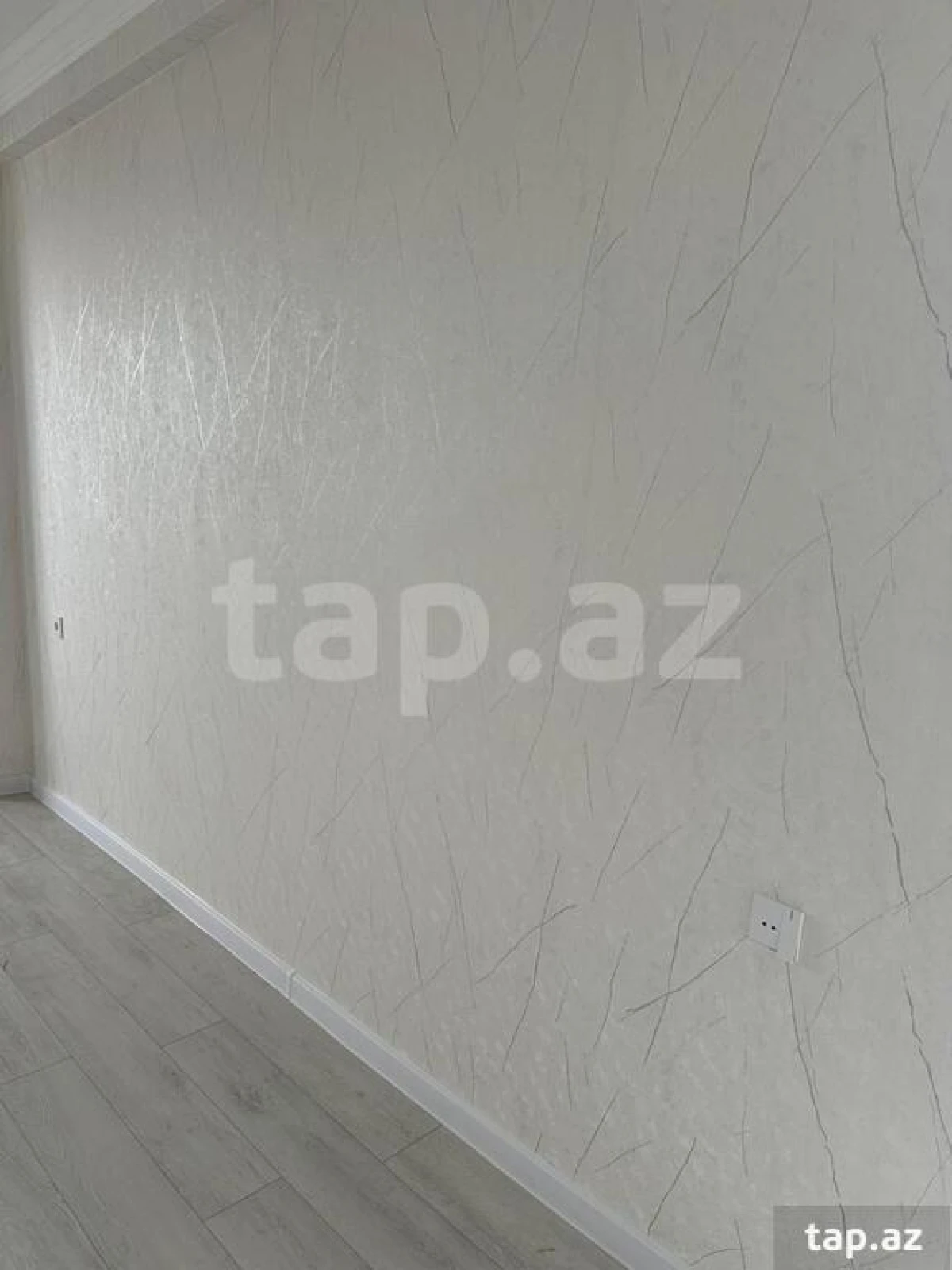 Satılır 3 otaqlı yeni tikili 76 m²