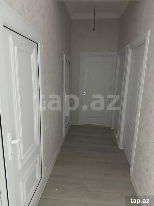 Satılır 3 otaqlı yeni tikili 76 m²