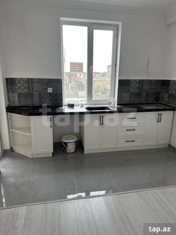 Satılır 3 otaqlı yeni tikili 76 m²