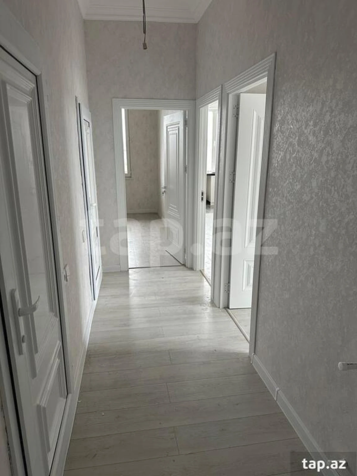 Satılır 3 otaqlı yeni tikili 76 m²