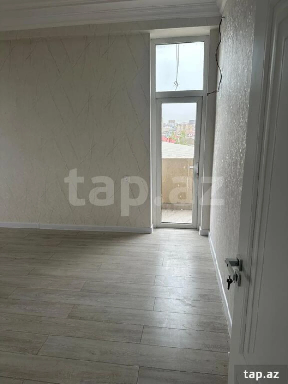 Satılır 3 otaqlı yeni tikili 76 m²