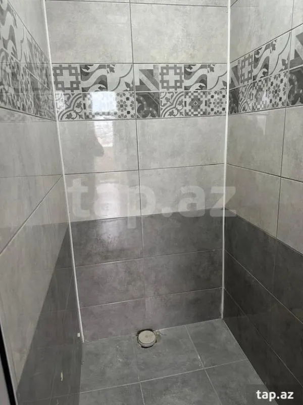 Satılır 3 otaqlı yeni tikili 76 m²
