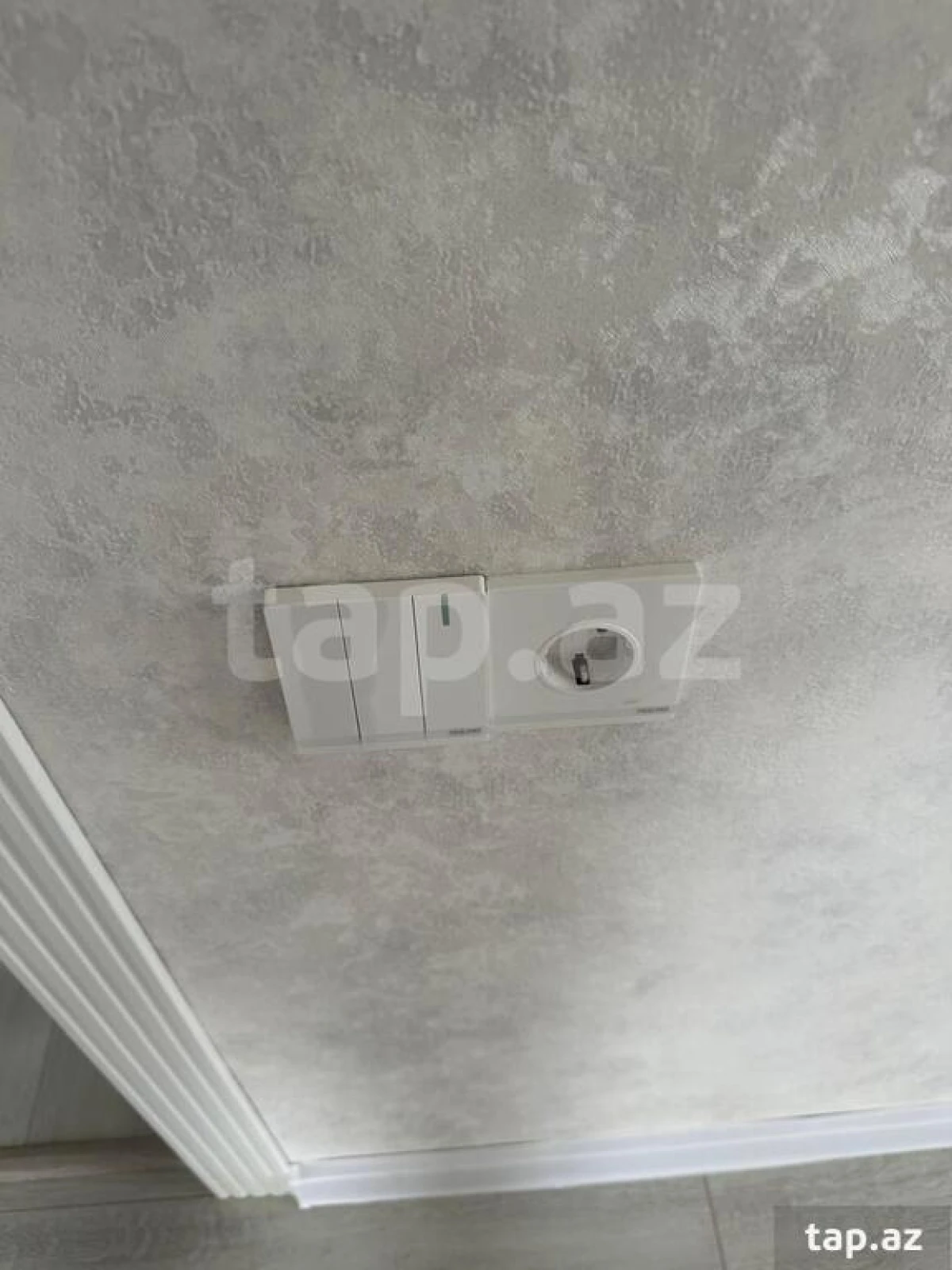 Satılır 3 otaqlı yeni tikili 76 m²