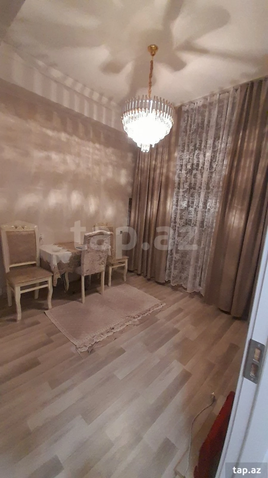 Kirayə verilir 2 otaqlı yeni tikili 50 m²