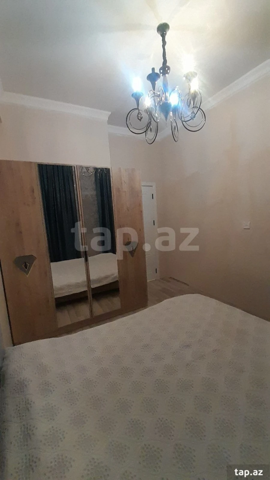 Kirayə verilir 2 otaqlı yeni tikili 50 m²