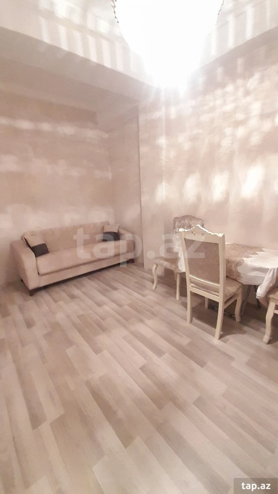 Kirayə verilir 2 otaqlı yeni tikili 50 m²