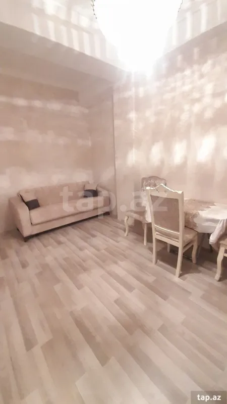 Kirayə verilir 2 otaqlı yeni tikili 50 m²