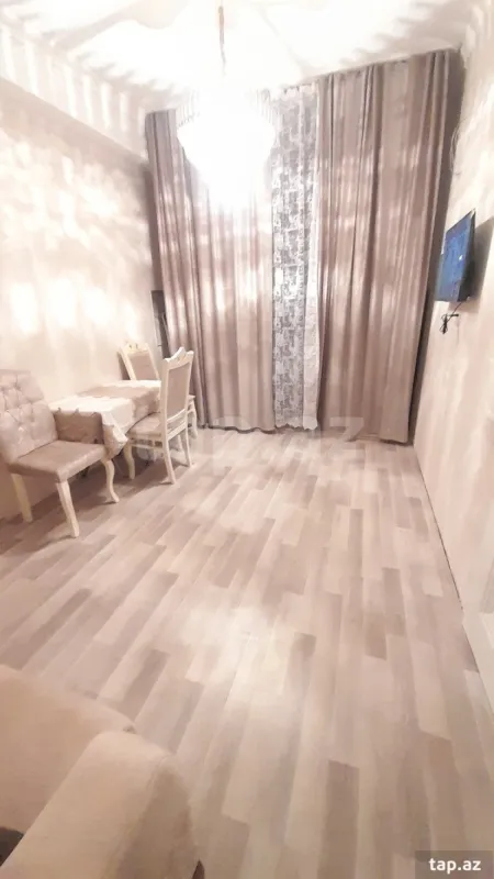 Kirayə verilir 2 otaqlı yeni tikili 50 m²