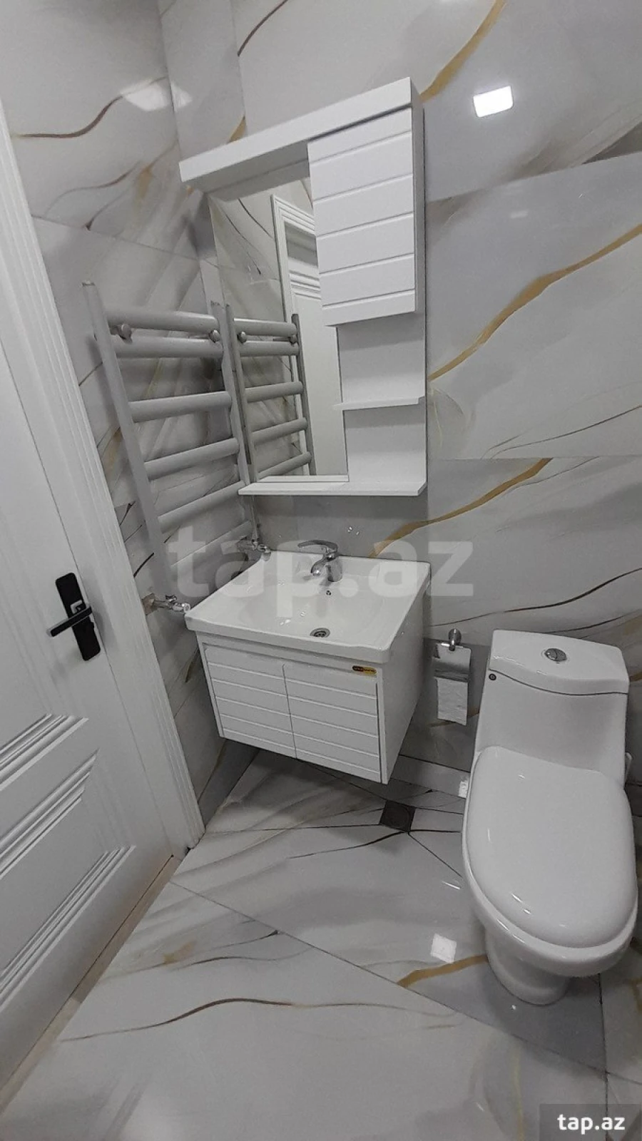 Kirayə verilir 2 otaqlı yeni tikili 50 m²