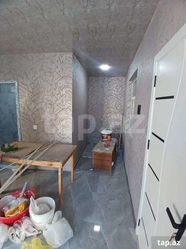 Satılır 4 otaqlı həyət evi