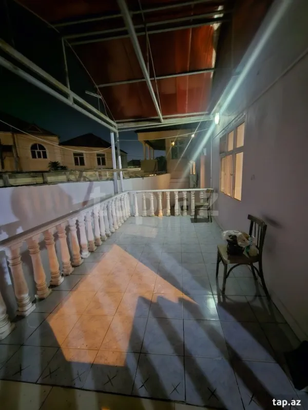 Satılır 4 otaqlı həyət evi