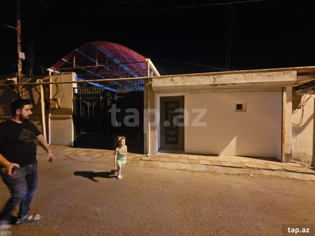 Satılır 4 otaqlı həyət evi