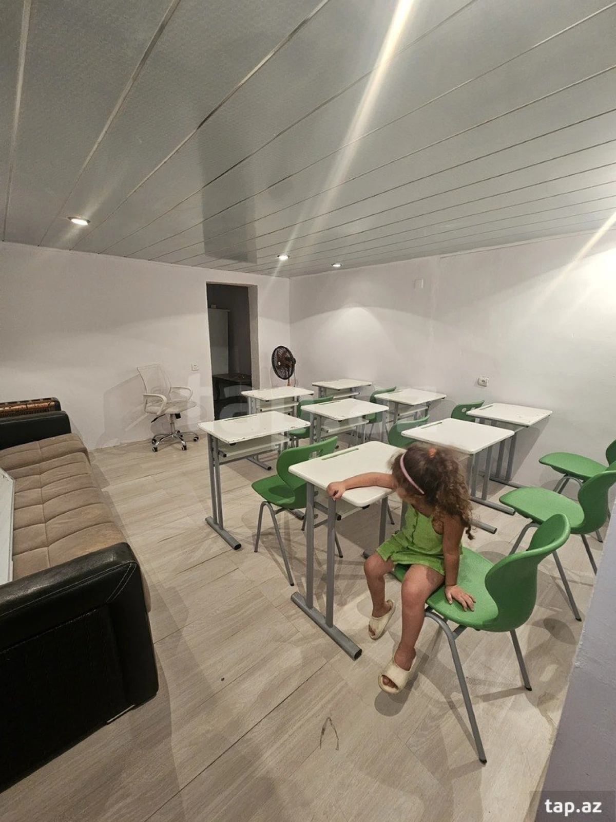 Satılır 4 otaqlı həyət evi