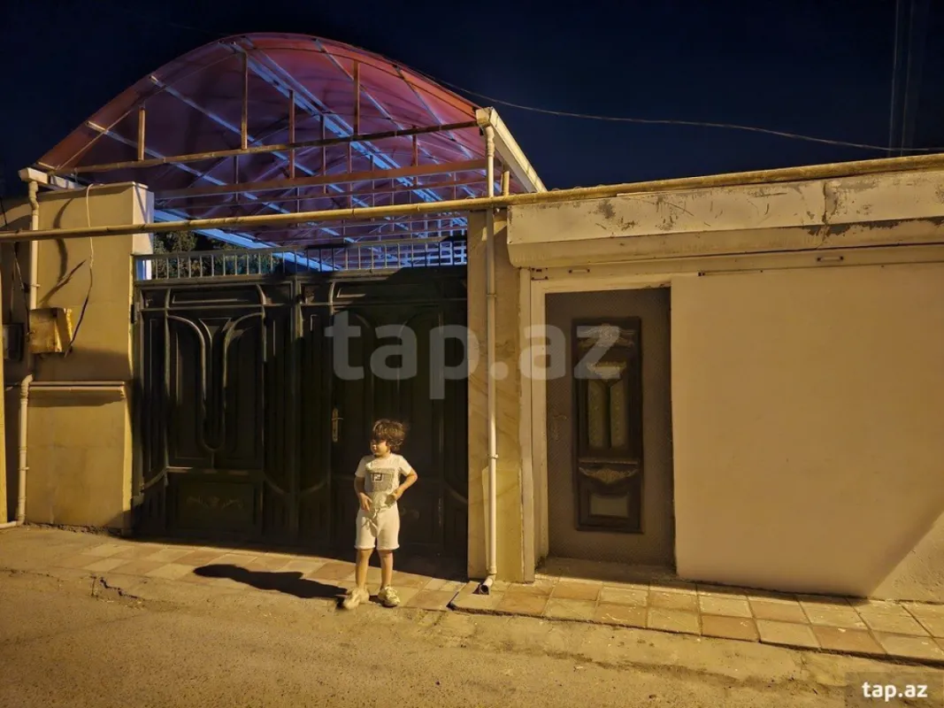 Satılır 4 otaqlı həyət evi