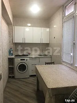 Kirayə verilir 2 otaqlı mənzil 48 m²