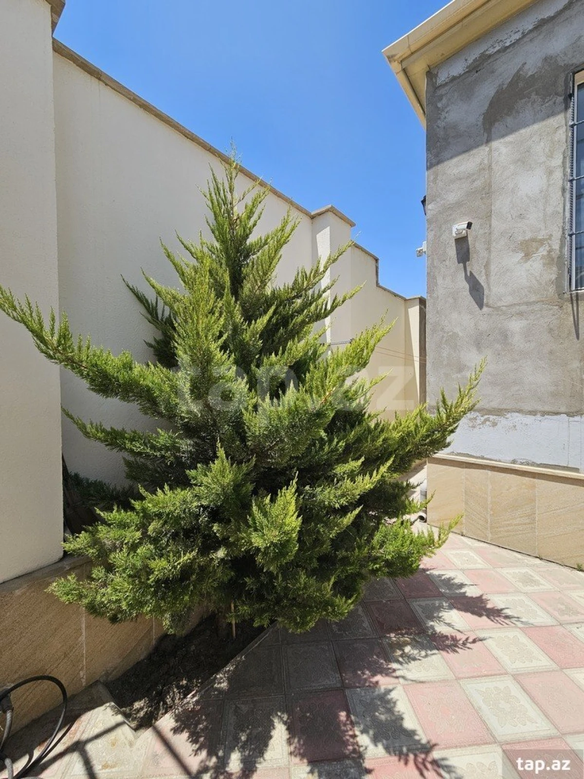 Satılır 3 otaqlı həyət evi