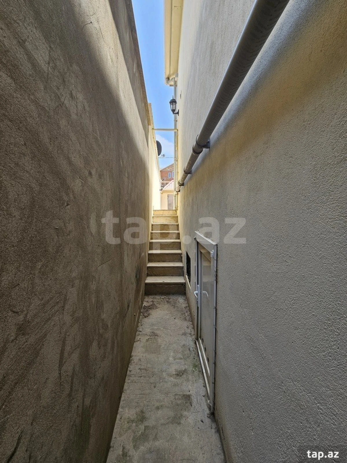 Satılır 3 otaqlı həyət evi