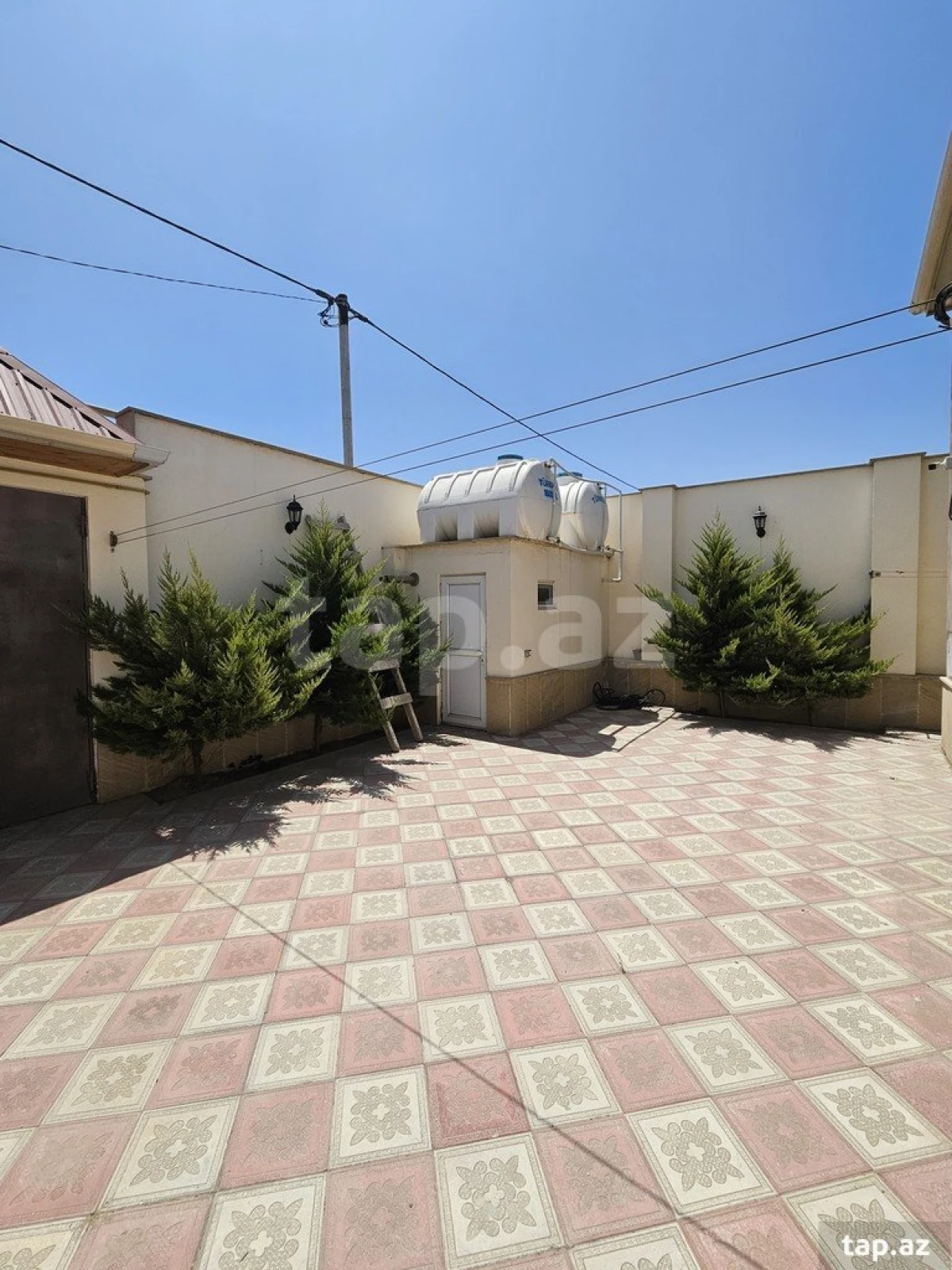 Satılır 3 otaqlı həyət evi